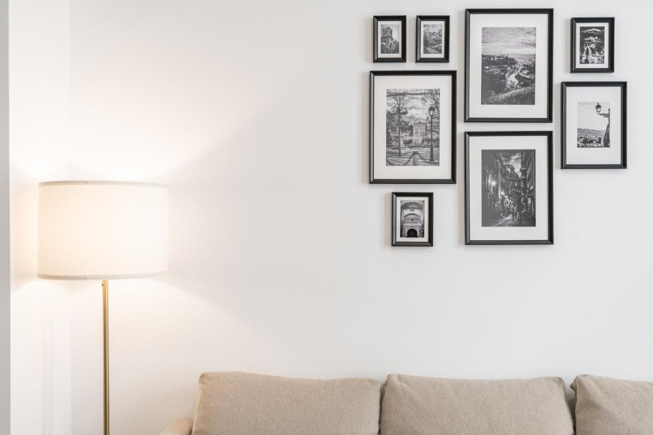 Moderno Apartamento Centro De Granada 2 Luaran gambar