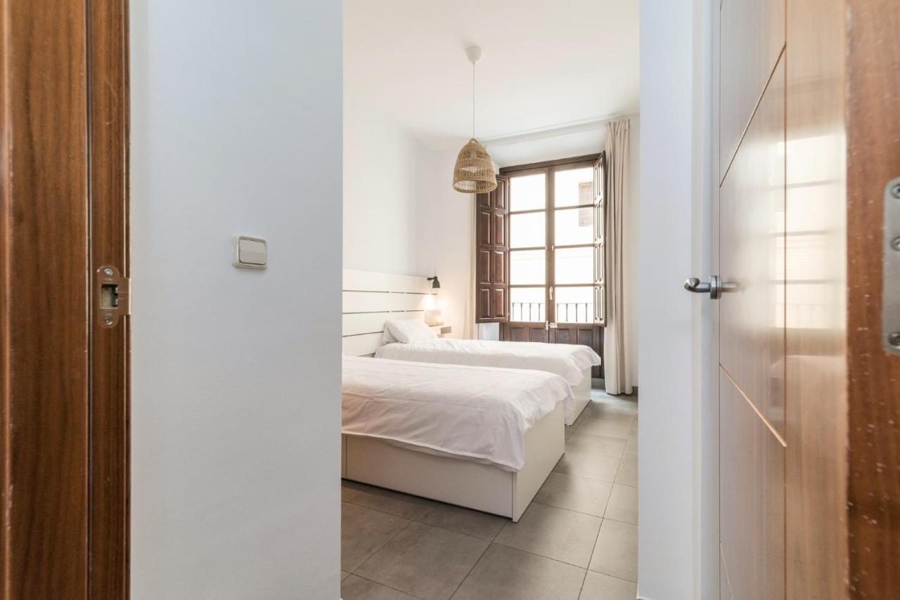 Moderno Apartamento Centro De Granada 2 Luaran gambar