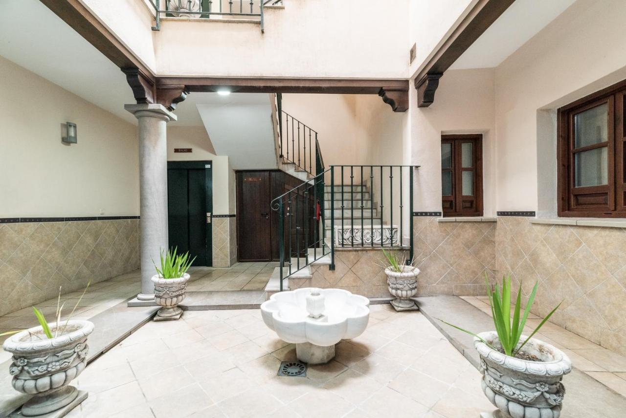 Moderno Apartamento Centro De Granada 2 Luaran gambar